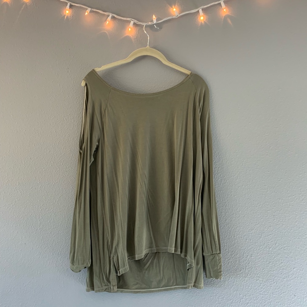 American Eagle Long Sleeve Top